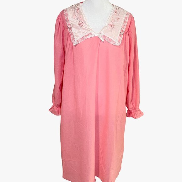 ‘Improved Living’ Vintage Pink Coquette Girl Pull-Over Night Gown Size Small - Picture 3 of 9